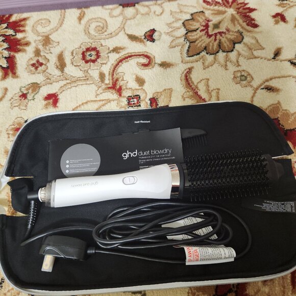 GHD DUET BLOWDRY HAIR DRYER BRUSH -2 IN 1 - Picture 3 of 10
